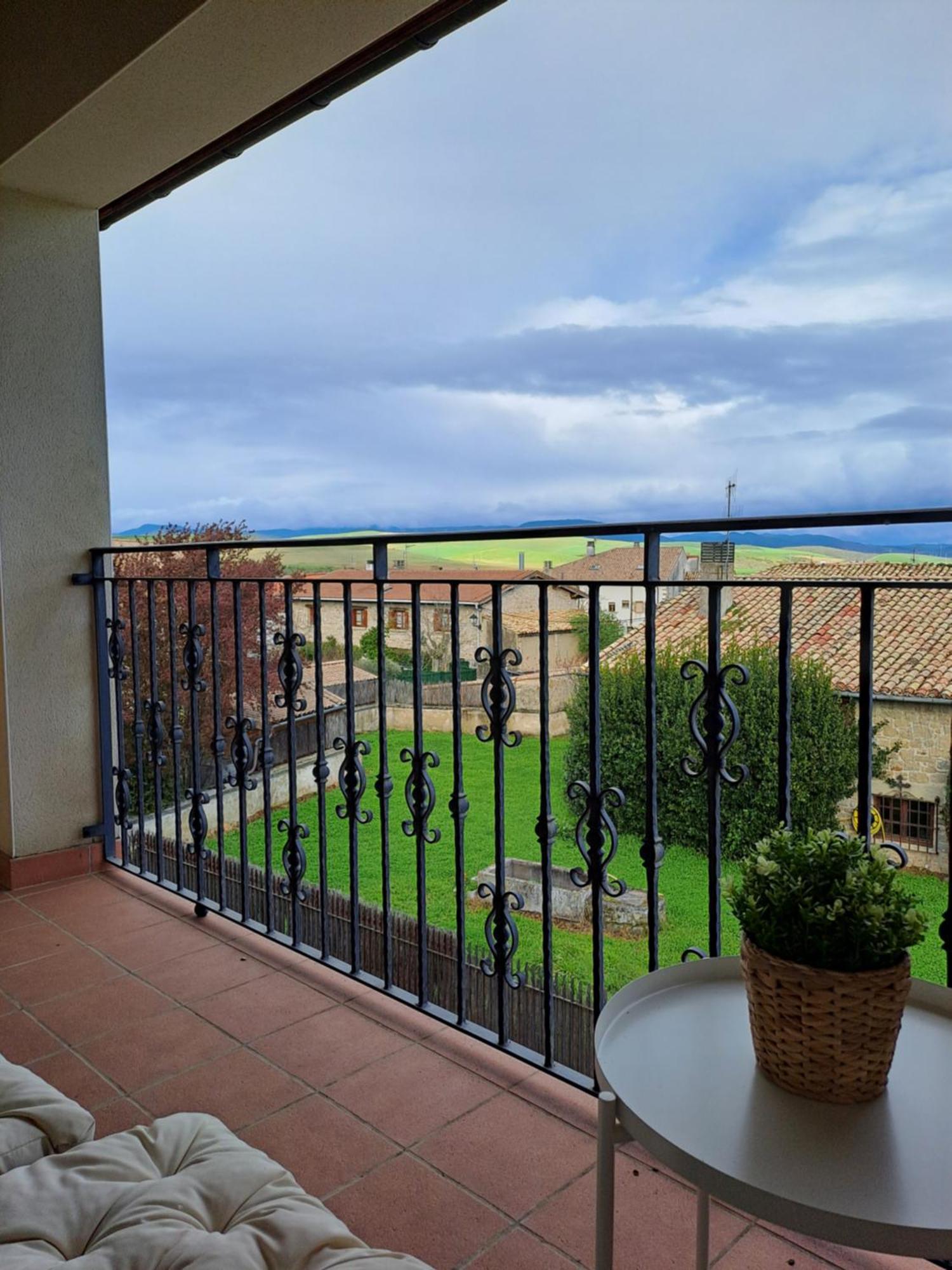Casa Rural Torreblanca Urroz Eksteriør billede