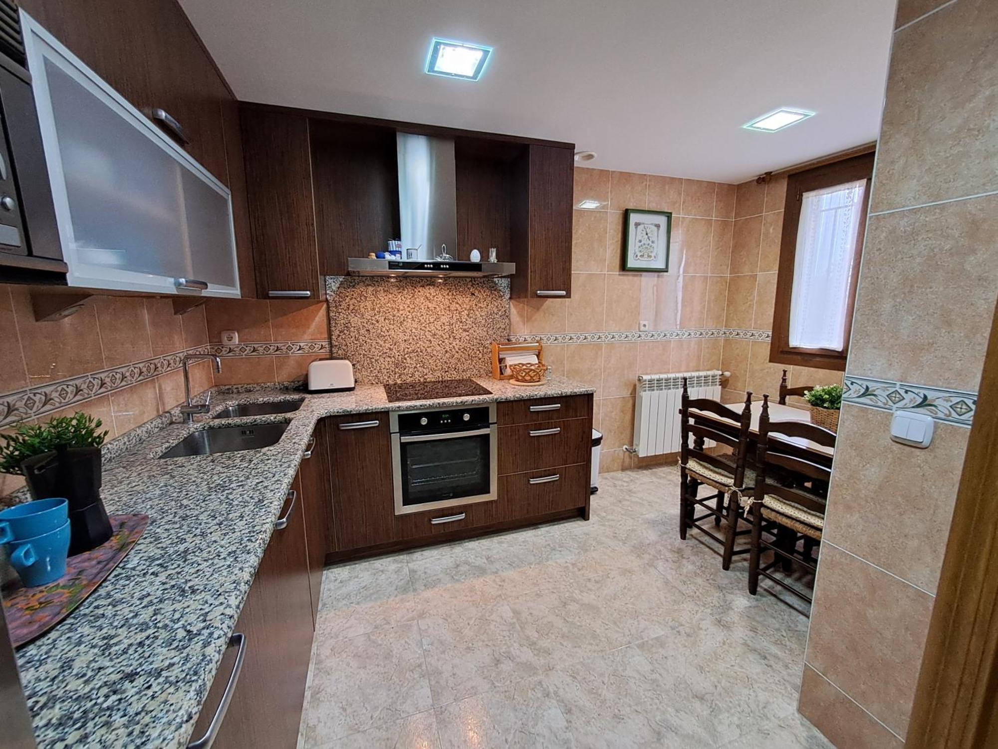 Casa Rural Torreblanca Urroz Eksteriør billede