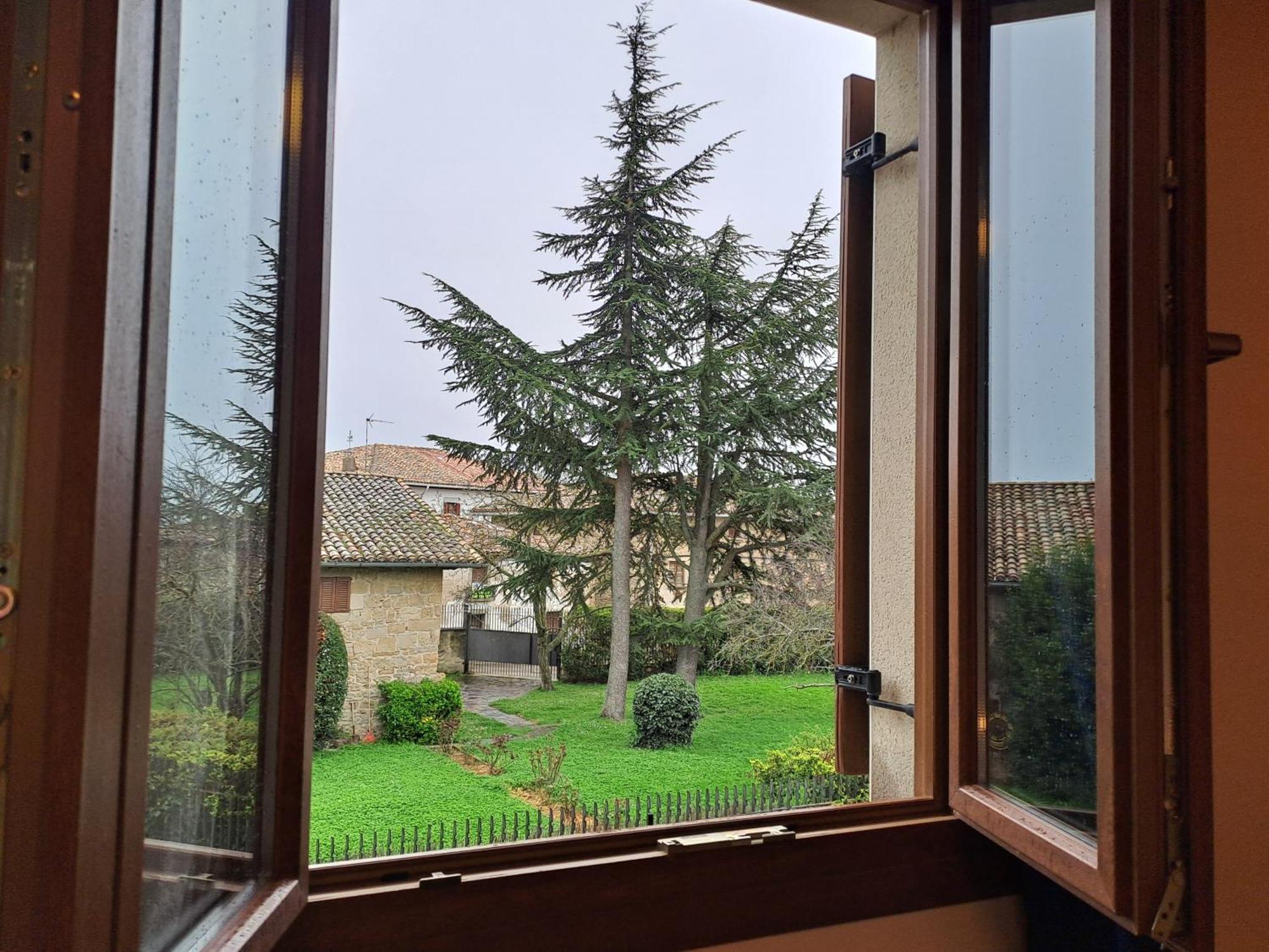 Casa Rural Torreblanca Urroz Eksteriør billede