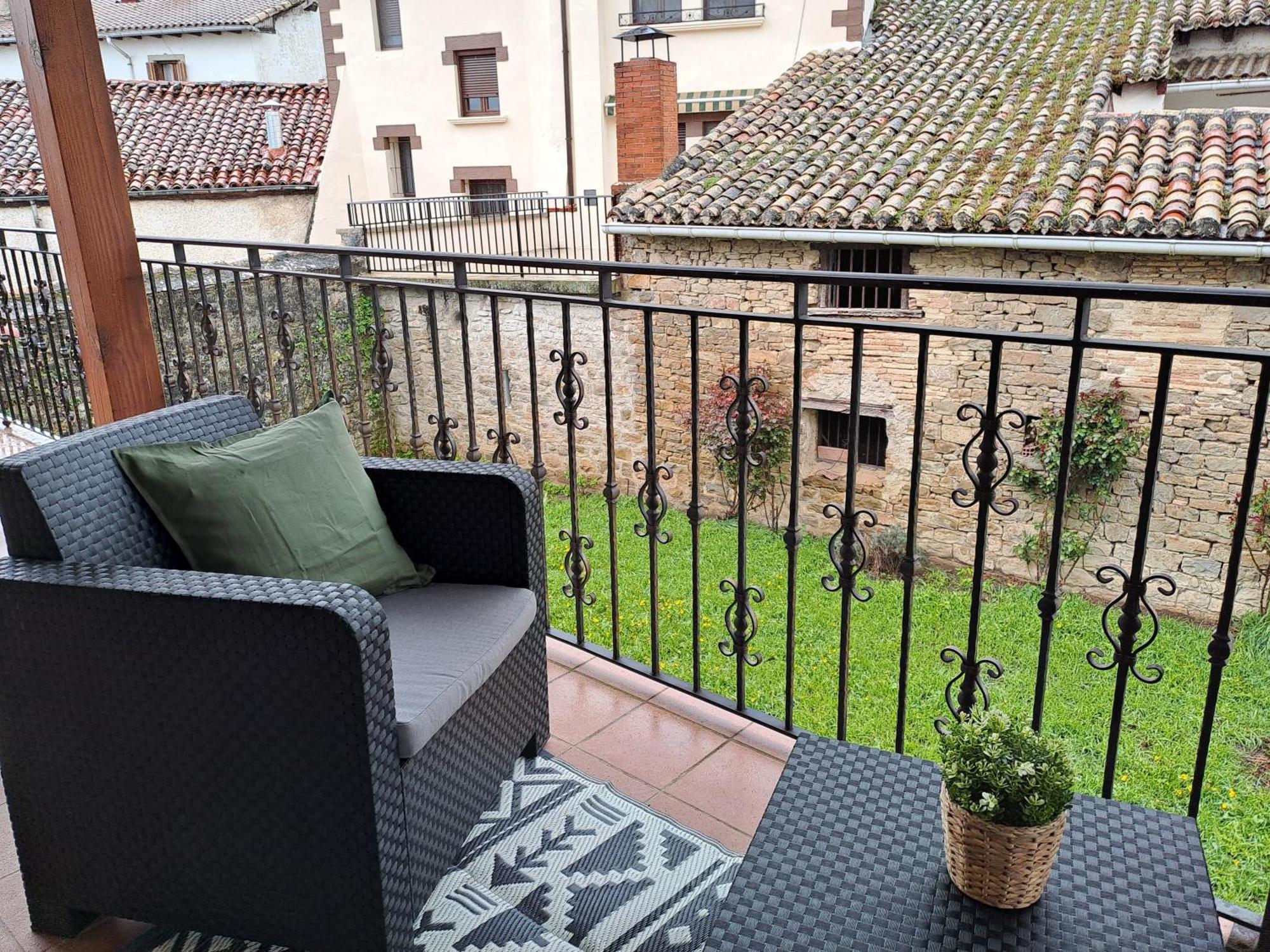 Casa Rural Torreblanca Urroz Eksteriør billede